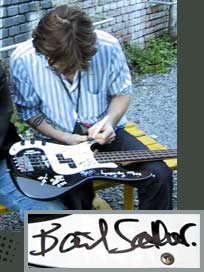 Bent's signature on Arni's bass...